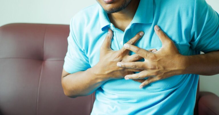 Acid Reflux After Crash Dieting: Why the Binge Cycle Burns