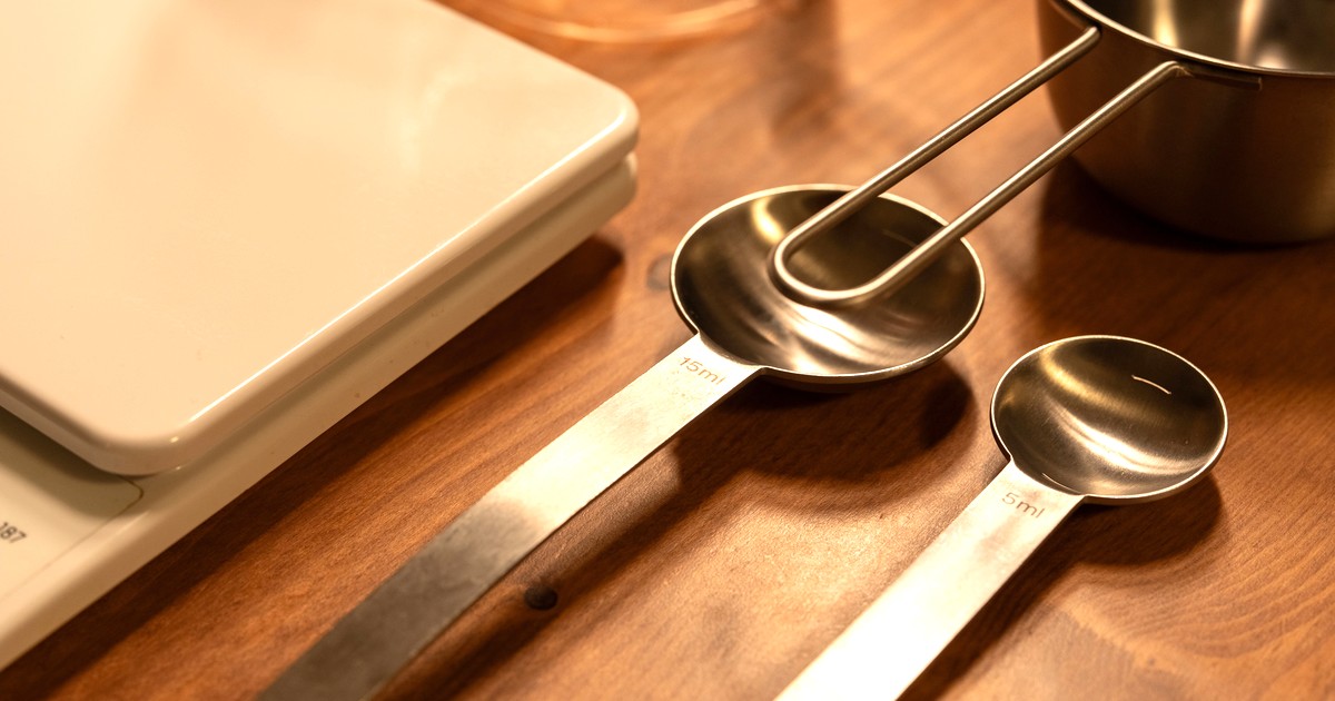 Weight-Loss Plateau: Why the Scale Stalls and What Works