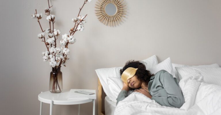 Warm Compress for Dry Eye: When Tears Don't Stop the Grit