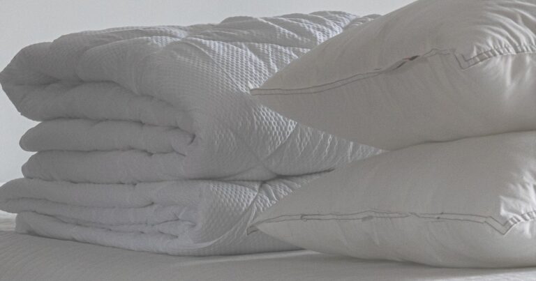 Dust Mites in Bedding Don't Bite: How to Wash and Dry Right
